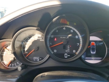 Porsche 911 991 Turbo/Turbo S Cabrio Facelifting 3.8 540KM 2018 Porsche 911 Turbo 2018 3.8 Benzyna 540KM, zdjęcie 9