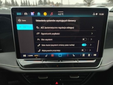 Volkswagen Passat B8 Variant Facelifting 1.5 TSI EVO 150KM 2025 Volkswagen Passat serwis ASO 1.5TSI 150KM bezwypadkow gwarancja pakiety ka, zdjęcie 29