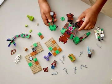 LEGO Minecraft 21176 Ужас джунглей