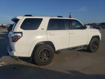 Toyota 2023 Toyota 4-Runner 2023 TOYOTA 4RUNNER SE 4.0 Benzyna 270KM, zdjęcie 3