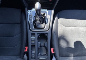 Volkswagen Arteon Shooting Brake R 2.0 TSI 320KM 2022 Volkswagen Arteon R 4Motion DSG 320KM Matrix Kamera360 DCC Hak Panorama Am, zdjęcie 18