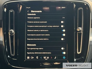 Volvo XC40 Crossover Facelifting 2.0 B3 163KM 2024 Volvo XC 40 FV23% Plus Dark B3 163KM+14KM Harman B, zdjęcie 19