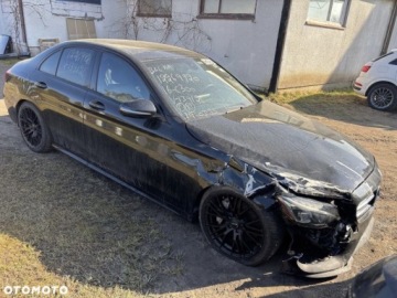 Mercedes Klasa C W205 2016 Mercedes-Benz Klasa C Mercedes-Benz Klasa C 300 7G-TRONIC Exclusive 2.0, zdjęcie 4