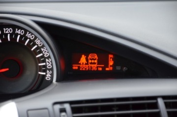 Toyota Verso Minivan Facelifting 1.6 Valvematic 132KM 2014 SUPER STAN ZAREJESTROWANA 1.6i 132KM SERWIS PANORAMA NAVI KAMERA GWARANCJA, zdjęcie 34