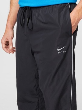 Spodnie dresowe Nike Sportswear L