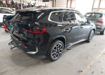 BMW X1 U11 2023 BMW X1 2023r., Xdrive28i, 2L, od ubezpieczalni 2.0 Benzyna 244KM, zdjęcie 2