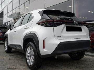 Toyota 2025 Od ręki - Comfort 1.5 Hybrid 116KM | Tempomat adaptacyjny!, zdjęcie 3