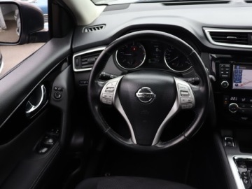 Nissan Qashqai II Crossover 1.6 dCi 130KM 2017 Nissan Qashqai 1.6 dCi, Automat, Navi, Klima, zdjęcie 6