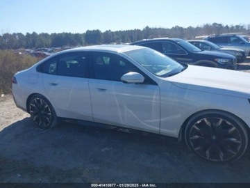 BMW Seria 5 G90-91 2024 BMW Seria 5 530i, 2024r., 2.0L 2.0 Benzyna 255KM, zdjęcie 4