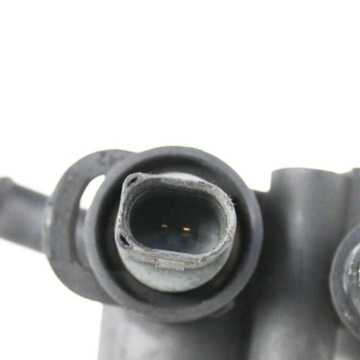 JINÉ DÍLY KOMORA MOTORU VW PASSAT B6 (3C2) 038121132D 1.9L DIESEL 77KW