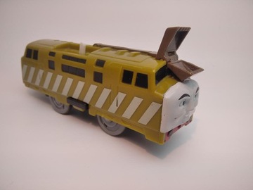 TrackMaster Mattel pociąg z napędem DIESEL 10