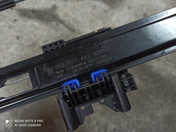 PORSCHE OE 95B837462