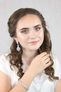 ЭКСКЛЮЗИВНЫЙ БРАСЛЕТ С БРИЛЛИАНТОМ ЦИРКОНИЯ