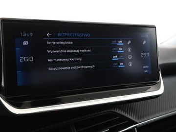 Peugeot 2008 II SUV 1.2 PureTech 100KM 2020 Peugeot 2008 Kamera, Aut.klima, Navi, Bluetooth, zdjęcie 26