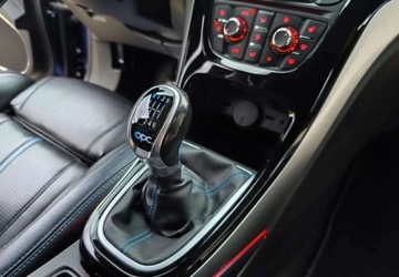 Opel Astra J OPC 2.0 Turbo ECOTEC 280KM 2013 Opel Astra Opel Astra OPC StartStop 2.0 Benzyna 280KM, zdjęcie 30