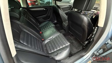 Volkswagen Passat B7 Variant 2.0 TDI CR DPF BlueMotion 170KM 2011 Volkswagen Passat 2.0tdi 170KM dsg skory Navi acc blis el.klapa max wersja, zdjęcie 32