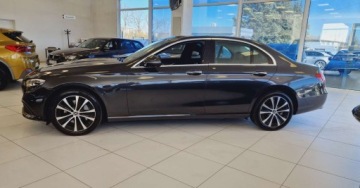 Mercedes Klasa E W213 2022 Mercedes-Benz Klasa E E300de W213 Salon PL 23 Gwarancja producenta Plug-in, zdjęcie 6