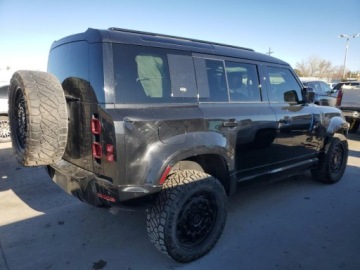 Land Rover Defender IV (L663) 2020 Land Rover Defender 110 SE 2020 3.0l 3.0 Benzyna 395KM, zdjęcie 3