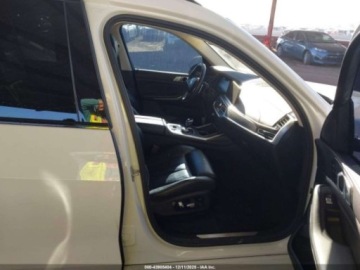 BMW X7 2022 BMW X7 XDRIVE40I, 2022r., 4x4, 3.0L 3.0 Benzyna 335KM, zdjęcie 9