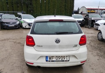 Volkswagen Polo V 2015 Volkswagen Polo 2015r, 1.2 Benzyna. Lekko uszkodzony prawy bok. Jezdzi., zdjęcie 16