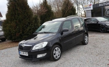 Skoda Roomster Mikrovan Facelifting 1.2 70KM 2015 Skoda Roomster Klimatyzacja, Elektryczne szyby, Seryjne radio. 1.2 Benzyna