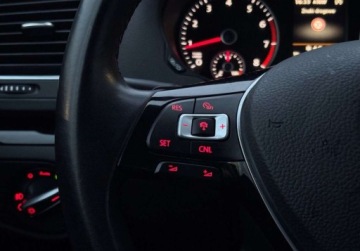 Volkswagen Sharan II Van Facelifting 1.4 TSI 150KM 2022 Volkswagen Sharan 1.4TSI 150KM DSG Highline Bixenon CarPlay FV23 SAlon PL, zdjęcie 24