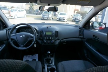 Hyundai i30 I Hatchback 1.4 109KM 2010 Hyundai i30 zarejestrowany, ubezpieczony, zdjęcie 14