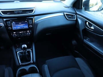 Nissan Qashqai II Crossover Facelifting 1.3 DIG-T  160KM 2018 Nissan Qashqai 1.3 DIG-T, Salon Polska, zdjęcie 7