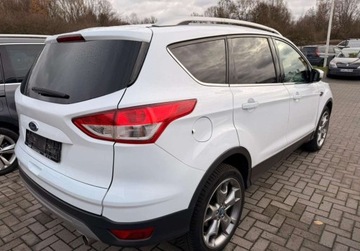 Ford Kuga II SUV 2.0 TDCi 150KM 2015 Ford Kuga 2.0Diesel100Bezwypadkowaserwis 2.0 Diesel 150KM, zdjęcie 4