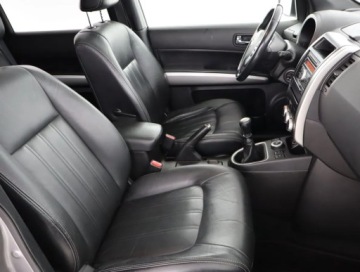 Nissan X-Trail II 2.0 dCi 173KM 2011 Nissan X-Trail 2.0 dCi, Salon Polska, 170 KM, zdjęcie 7
