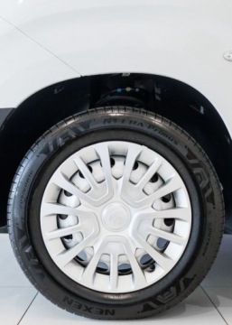 Toyota 2024 Toyota Proace City City 1.5 D-4D Long 2,3t Active 1.5 Diesel 102KM, zdjęcie 20