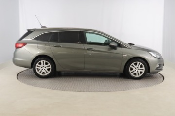 Opel Astra K Sports Tourer 1.6 CDTI 110KM 2017 Opel Astra 1.6 CDTI, Salon Polska, Serwis ASO, zdjęcie 5