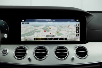 Mercedes Klasa E W213 2021 Mercedes-Benz Klasa E 2.0 Diesel 200KM, zdjęcie 33