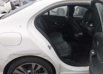 Mercedes Klasa C W205 Kabriolet Facelifting 2.0 300 258KM 2019 Mercedes-Benz Klasa C MERCEDES-BENZ C 300 4MATIC 2.0 Benzyna 259KM, zdjęcie 9