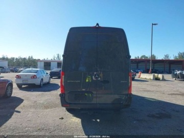 Mercedes Sprinter IV (W907/W910) 2024 Mercedes-Benz Sprinter 2500 High Roof 4-Cyl Diesel Ho 2024 2.0 Diesel 211KM, zdjęcie 4