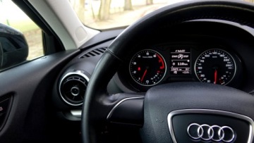 Audi A3 8V Hatchback 3d 1.2 TFSI 105KM 2014 AUDI A3 . . . Serwisowany . . 7 x AIR BAG . . Grzane Fotele . ., zdjęcie 12