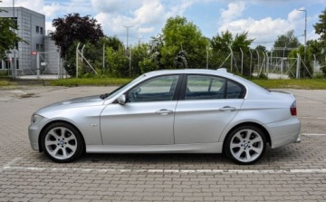 BMW Seria 3 E90-91-92-93 Limuzyna E90 325i 218KM 2008 BMW Seria 3 2,5 (218KM) Automat Bezwypadkowa Skory Sportsitze iDrive 2.5, zdjęcie 1