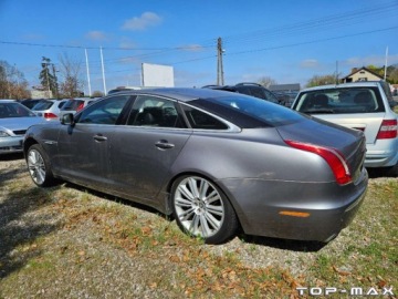 Jaguar XJ VII X351 Sedan SWB 3.0L V6D 600 275KM 2011 Jaguar XJ Caly uszkodzonym silnik 3.0 Diesel 275KM, zdjęcie 4