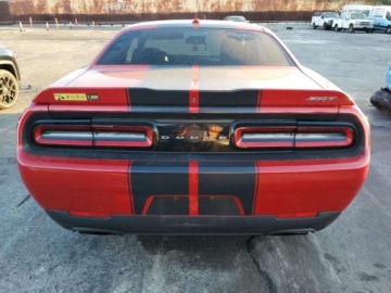 Dodge Challenger III 2015 Dodge Challenger SRT 392 2015 6.4L 6.4 Benzyna 485KM, zdjęcie 2