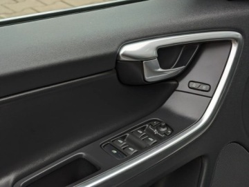 Volvo XC60 I SUV 2.0 D3 163KM 2011 Volvo XC 60 R-design Panorama Automat Kamera Xenon Radar Serwis Gwarancja, zdjęcie 18