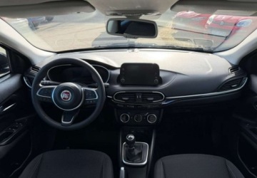 Fiat Tipo II Station Wagon Facelifting 1.0 T3 Turbo 100KM 2021 Fiat Tipo Fiat Tipo Benzyna 100KM, zdjęcie 9