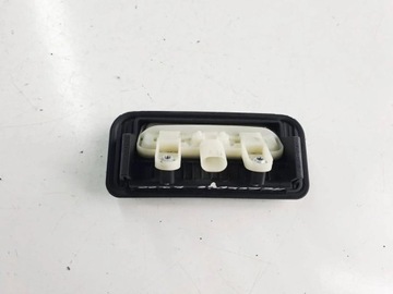 MERCEDES TŘÍDA E W212 S212 14R FACELIFT KOMBI KLIKA TLAČÍTKO KRYT