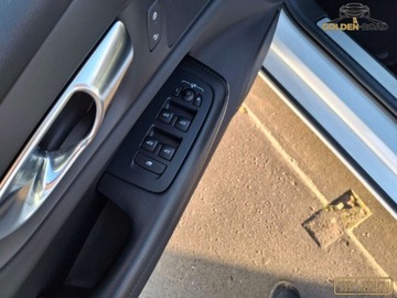 Volvo V60 II  2022 Volvo V60 2,0 B3 mild hybrid 163KM panorama navi elektryka led hak alu opl, zdjęcie 19