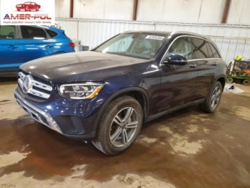 Mercedes GLC C253 2021 Mercedes-Benz GLC 300 4Matic 2021 2.0 Benzyna 248KM