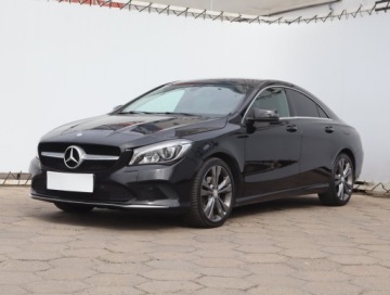 Mercedes CLA C117 Coupe Facelifting 1.6 200 156KM 2017 Mercedes CLA 200, Salon Polska, Serwis ASO, zdjęcie 1