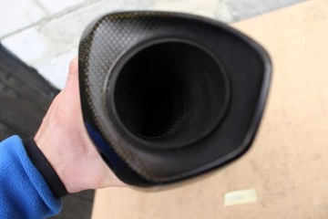 ГЛУШИТЕЛЬ AKRAPOVIC ПРАВЫЙ YAMAHA R1 RN22