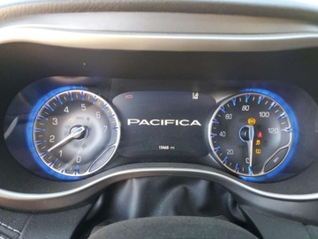 Chrysler Pacifica II 2022 Chrysler Pacifica Touring L 2022 3.6l 3.6 Benzyna 287KM, zdjęcie 9