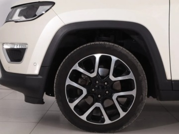 Jeep Compass II SUV 1.4 Multiair 170KM 2019 Jeep Compass 1.4 MultiAir, Salon Polska, 4X4, zdjęcie 13