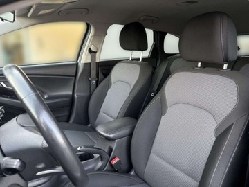 Hyundai i30 III Wagon Facelifting 1.0 T-GDI 120KM 2022 Hyundai i30 120KM klimatyzacja kamera cofania czujniki parkowania FV23, zdjęcie 9