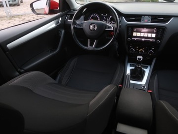 Skoda Octavia III Kombi Facelifting 1.6 TDI 115KM 2019 Skoda Octavia 1.6 TDI, Salon Polska, Serwis ASO, zdjęcie 4